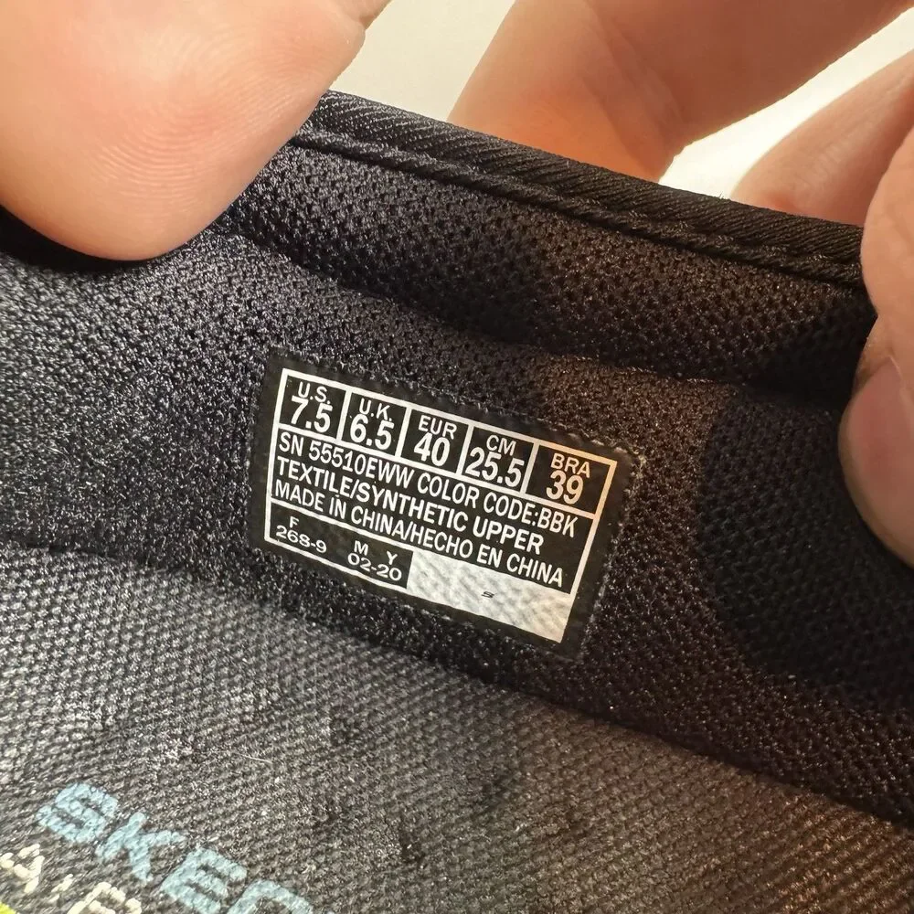 Skechers good used